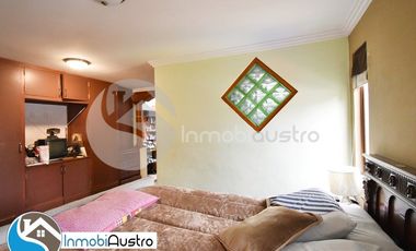 Yanuncay, Venta de Casa Rentera de Dos Apartamentos