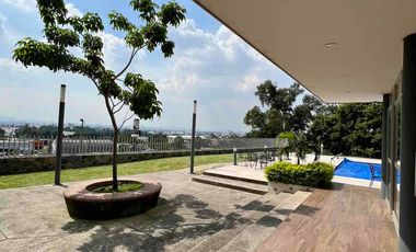 CASA EN VENTA EN SAN PEDRO TLAQUEPAQUE