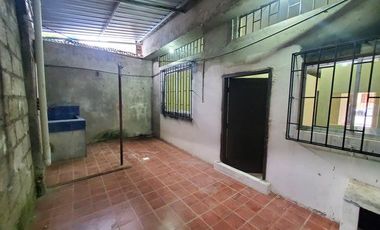 Departamento con Terraza en Renta, Pasaje.