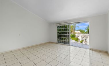 Casa en venta en Gaviotas, Puerto Vallarta, con alberca privada y paneles solares