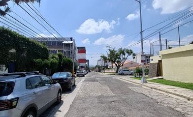 SE RENTA CASA EQUIPADA PARA CLINICA DE SALUD EN ZONA LA PAZ, PUEBLA