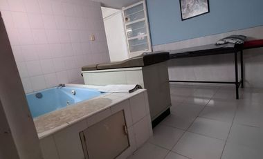 SE RENTA CASA EQUIPADA PARA CLINICA DE SALUD EN ZONA LA PAZ, PUEBLA