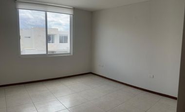 CASA EN VENTA EN RANCHO SANTA MONICA