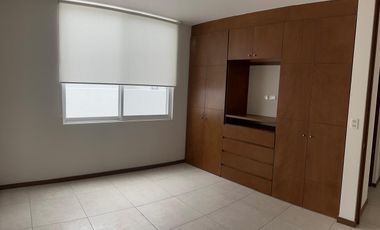 CASA EN VENTA EN RANCHO SANTA MONICA