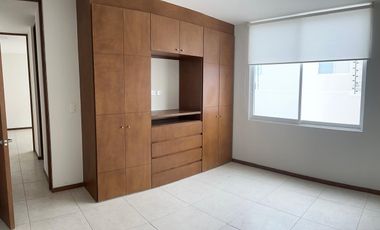 CASA EN VENTA EN RANCHO SANTA MONICA