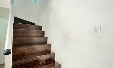 Se Vende Casa en Condominio en del Valle.