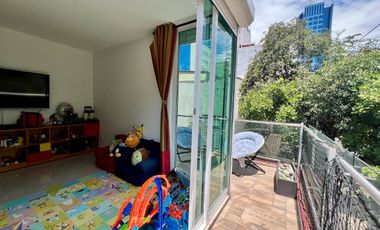 Se Vende Casa en Condominio en del Valle.