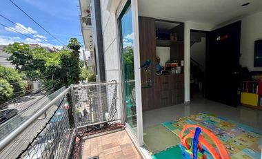 Se Vende Casa en Condominio en del Valle.