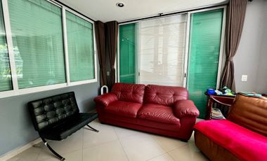 Se Vende Casa en Condominio en del Valle.