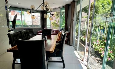 Se Vende Casa en Condominio en del Valle.