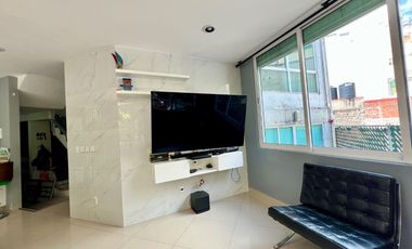 Se Vende Casa en Condominio en del Valle.