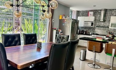 Se Vende Casa en Condominio en del Valle.