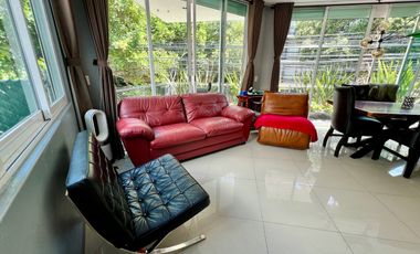 Se Vende Casa en Condominio en del Valle.