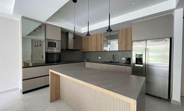 Townhouse en venta - Norte de Armenia