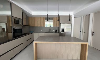 Townhouse en venta - Norte de Armenia