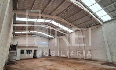 RENTA BODEGA EN EL VERGEL TLAQUEPAQUE