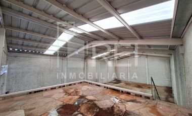 RENTA BODEGA EN EL VERGEL TLAQUEPAQUE