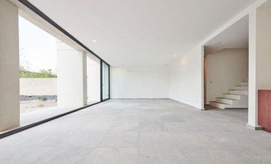 RENTA, Santa Fe Juriquilla. Departamento semiamueblado, sala de TV, 3 recámaras