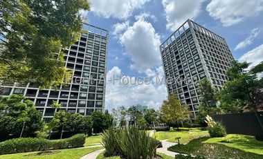 Departamento semiamueblado, 3 recámaras área de TV - RENTA. Santa Fe Juriquilla