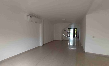 Alquiler Casa en Ciudad Celeste 3 dormitorios