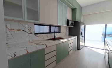 Alquiler Casa Amoblada 4 dormitorios en Condado Vicolini