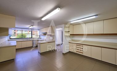 Renta o Venta Departamento Dúplex de Lujo Sector La Coruña Quito