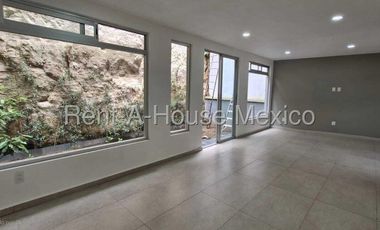 Casa en Venta en Atizapan de Zaragoza, Lago Esmeralda CMB 26-136.