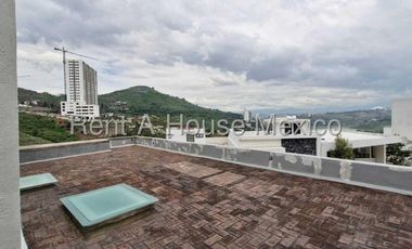 Casa en Venta en Atizapan de Zaragoza, Lago Esmeralda CMB 26-136.