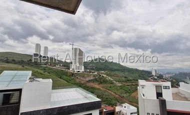 Casa en Venta en Atizapan de Zaragoza, Lago Esmeralda CMB 26-136.