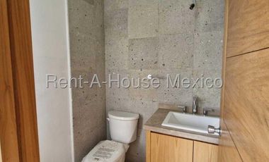 Casa en Venta en Atizapan de Zaragoza, Lago Esmeralda CMB 26-136.