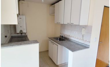 ALQUILA: Dpto 1 Dormitorio Externo con Balcón / B° CENTRO