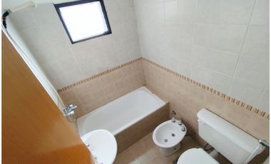 ALQUILA: Dpto 1 Dormitorio Externo con Balcón / B° CENTRO