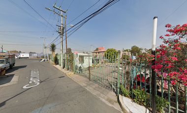 Casa en calle Camioneros, Chinam Pac de Juárez, Iztapalapa, Ciudad de México, México ¡NO CRÉDITOS!