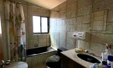 BAJA DE PRECIO!! AMPLIA CASA EN VENTA