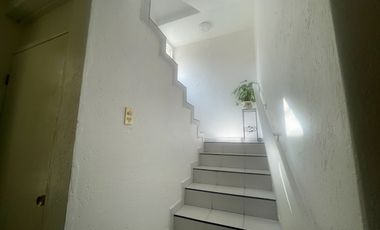 SE VENDE CASA en San Lorenzo La Cebada