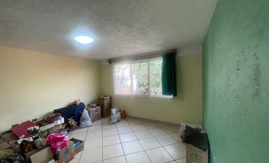 SE VENDE CASA en San Lorenzo La Cebada