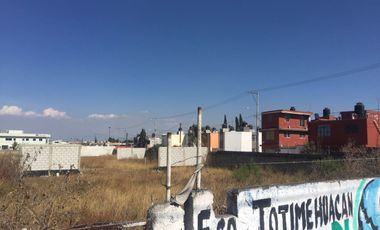 Venta de Terreno a pie de Avenida