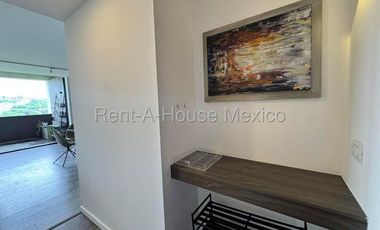 RENTA, Santa Fe Juriquilla. Departamento amueblado con estudio y 3 recámaras