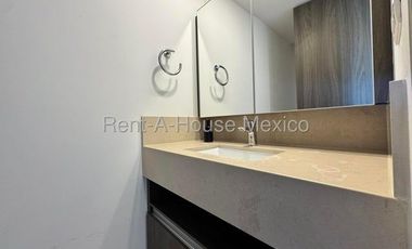RENTA, Santa Fe Juriquilla. Departamento amueblado con estudio y 3 recámaras