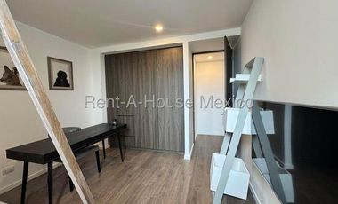 RENTA, Santa Fe Juriquilla. Departamento amueblado con estudio y 3 recámaras