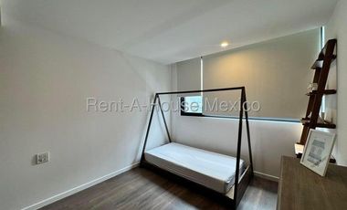 RENTA, Santa Fe Juriquilla. Departamento amueblado con estudio y 3 recámaras