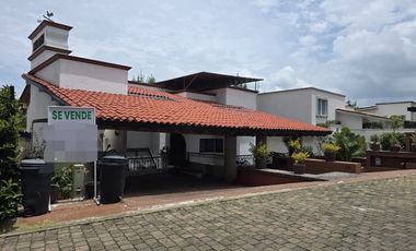 CASA EN VENTA RESIDENCIAL CLUB DE GOLF LOS ENCINOS LERMA A 20 MINUTOS DE SANTA FE