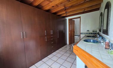 CASA EN VENTA RESIDENCIAL CLUB DE GOLF LOS ENCINOS LERMA A 20 MINUTOS DE SANTA FE