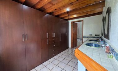 CASA EN VENTA RESIDENCIAL CLUB DE GOLF LOS ENCINOS LERMA A 20 MINUTOS DE SANTA FE