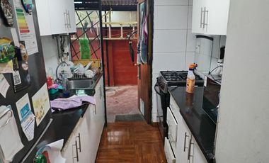 Casa 3 dormitorios en pasaje cerrado Metro Las Parcelas