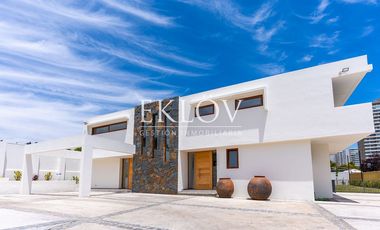 Casa mediterránea, 7D8B, 450m2, Bosque de Montemar, Concón