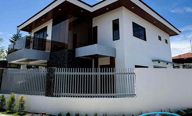 Corner House For Sale in Pacific Grand Villa Lapu-lapu City Cebu