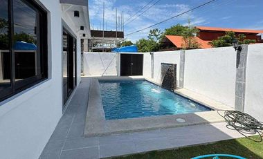Corner House For Sale in Pacific Grand Villa Lapu-lapu City Cebu