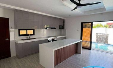 Corner House For Sale in Pacific Grand Villa Lapu-lapu City Cebu