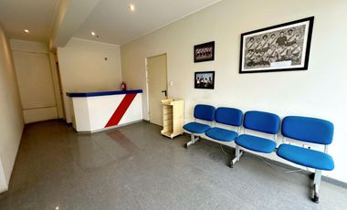 EDIFICIO COMERCIAL EN ALQUILER,850 M2, 5 PISOS, VES